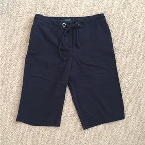 J. Crew capris pants in size 2 City Fit